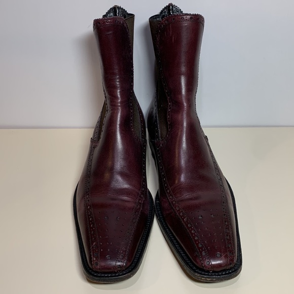Dolce & Gabbana Burgundy Square Toe Chelsea Leather Boots - Picture 2 of 12